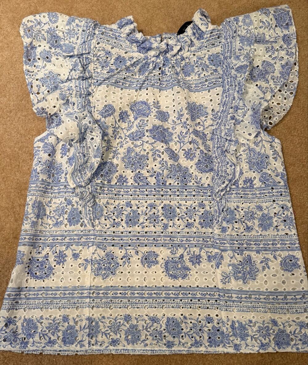 BCBGMAXAZRIA Blue White Eyelet Ruffle Top Blouse Floral Short Sleeve XS